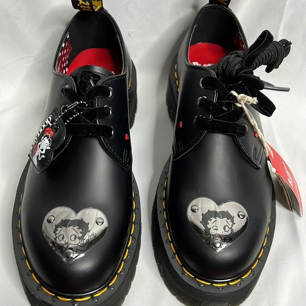 ***SOLD***NWT Dr. Marten Betty Boop Collab Black Leather Platform Shoes - Picture 3 of 11